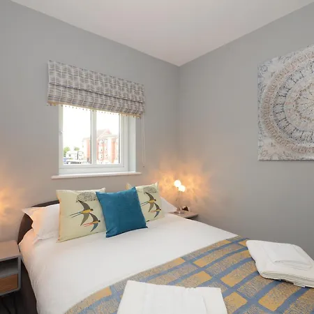 Froghall Luxury Suites- Close To City Centre- Free Parking *
