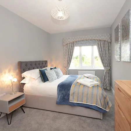 Froghall Luxury Suites- Close To City Centre- Free Parking