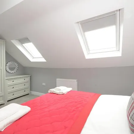 Froghall Luxury Suites- Close To City Centre- Free Parking Apartment *
