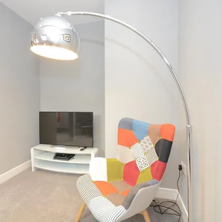 Froghall Luxury Suites- Close To City Centre- Free Parking *