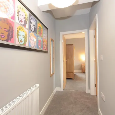 Froghall Luxury Suites- Close To City Centre- Free Parking