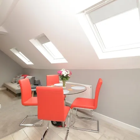 Froghall Luxury Suites- Close To City Centre- Free Parking Apartamento *
