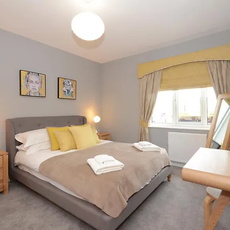 Apartamento Froghall Luxury Suites- Close To City Centre- Free Parking *